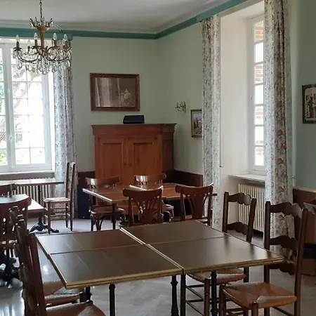 Chateau Des Bretonnieres Sur Vie - Et 4 Personnes Frühstückspension