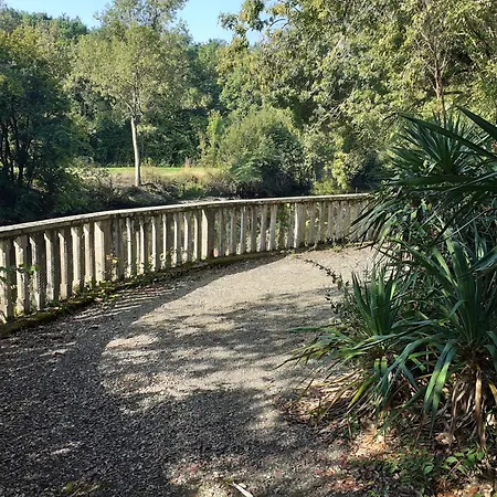 Chateau Des Bretonnieres Sur Vie - Et 4 Personnes 3* Commequiers