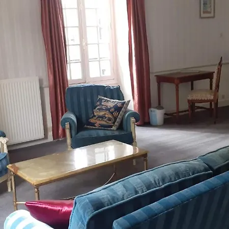 Frühstückspension Chateau Des Bretonnieres Sur Vie - Et 4 Personnes